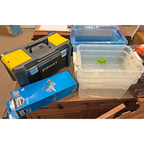 6096 - STANLEY TOOL BOX, PLASTIC BOXES AND MAC ALLISTER TROWELS