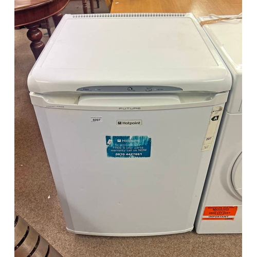 6097 - HOT POINT FRONT FREE FREEZER, F2A34