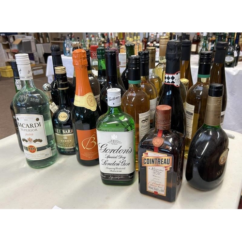 2050E - SELECTION OF SPIRITS, WINE, PORT ETC TO INCLUDE BACARDI, COINTREAU, COCKBURNS ETC