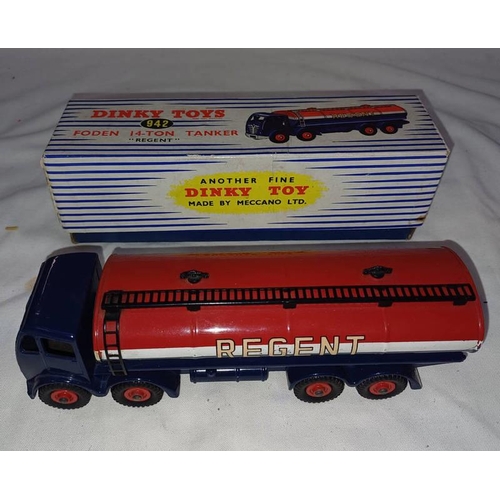 2178 - DINKY TOYS 942 - FODEN 'REGENT' 14 TON TANKER. BOXED