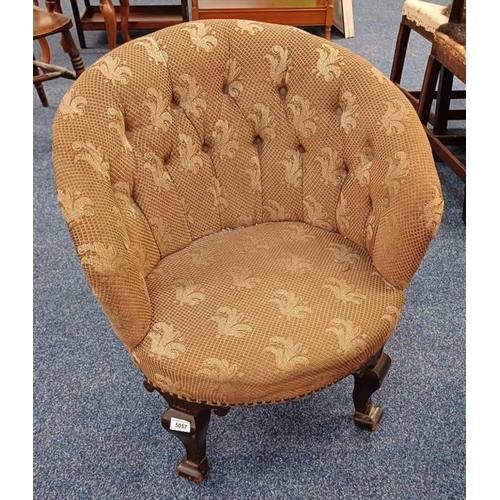 5057 - EARLY 20TH CENTURY BUTTON BACK TUB CHAIR ON SHAPED SUPPORTS