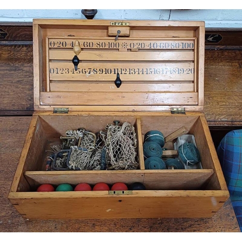 11F - EARLY 20TH CENTURY BOXED TABLE BILLIARDS SET WITH SCOREBOARD, BALLS & POCKETS