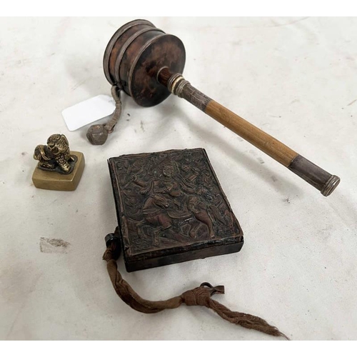 1331 - TIBETAN/BUDDHIST MONK SPINNING PRAYER WHEEL WITH COPPER HEAD ON A BAMBOO & WHITE METAL MOUNTED HANDL... 