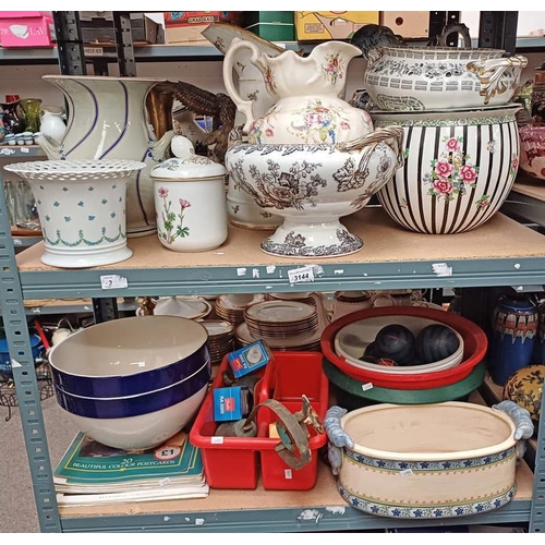 3144 - LARGE PORCELAIN BOWLS, SERVANTS BELL, ETC ON 2 SHELVES