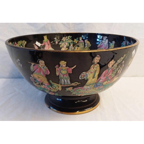 3155 - BLACK ORIENTAL FRUIT BOWL WITH FIGURAL DECORATION, 37 CM WIDE