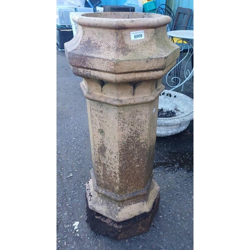 6009 - RECONSTITUTED STONE CHIMNEY 93CM TALL