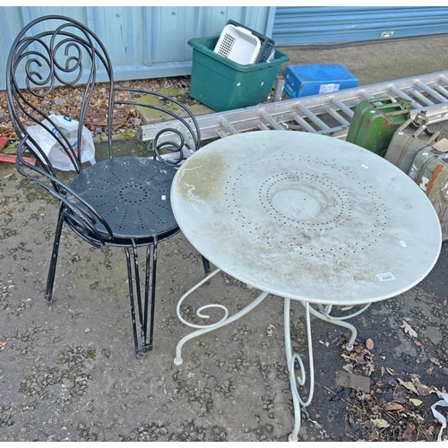 6085 - METAL TABLE AND CHAIRS