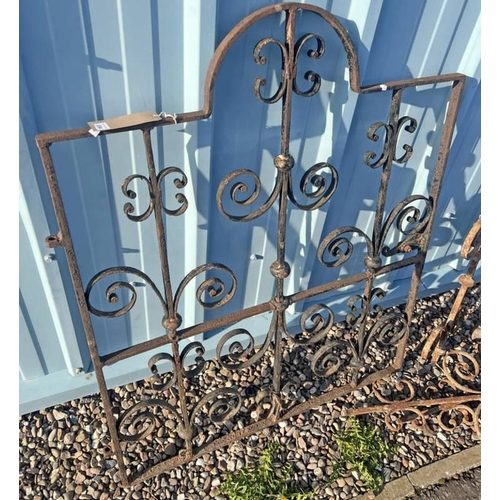 6094 - METAL GARDEN GATE