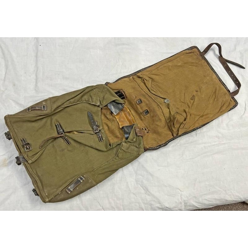 1060 - WW2 GERMAN ARMY BACK PACK OF CANVAS AND LEATHER CONSTRUCTION, HIDE  COVERING TO EXTERIOR, SOLDIERS N... 