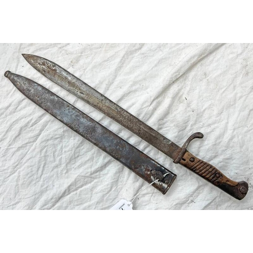 1576 - GERMAN M1898/05 SWORD BAYONET BY GOTTLIEB HAMMESFAHR SOLINGEN WITH 36.5CM LONG BLADE WITH VARIOUS MA... 