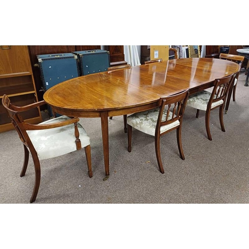 5041 - LATE 19TH CENTURY MAHOGANY DINING TABLE WITH 2 LEAF INSERTS ON SQUARE TAPERED SUPPORTS WITH BOXWOOD ... 