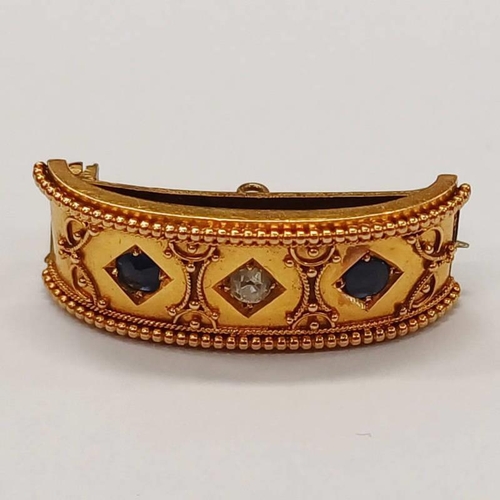 675 - 19TH CENTURY YELLOW METAL BROOCH SET WITH SAPPHIRE & DIAMOND - 3CM LONG