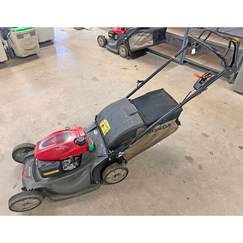 6015 - 2021 HONDA HRX 537 HYE 21'' ROTARY SELF PROPELLED MOWER WITH VARIABLE SPEED SETTING AND OPTIONAL MUL... 