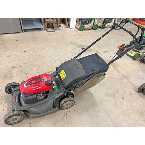 6024 - 2021 HONDA HRX 537 HYE 21'' ROTARY SELF PROPELLED MOWER WITH VARIABLE SPEED SETTING AND OPTIONAL MUL... 