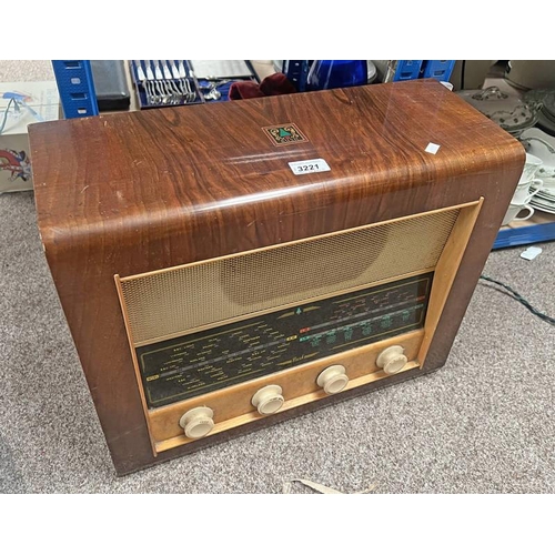 3221 - WALNUT CASED BUSH RADIO TYPE A C 34