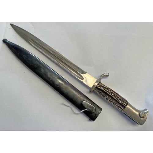 1117 - WW2 GERMAN K98 BAYONET WITH LION LOGO SOLINGEN TO RICASSO, 25 CM LONG BLADE, PLATED GUARD AND POMMEL... 