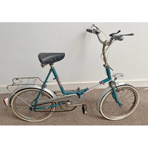 1309 - VINTAGE UNIVERSAL FOLDING BIKE / BICYCLE