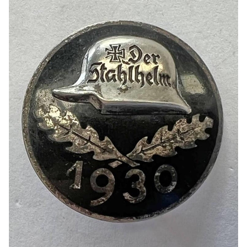 1317 - GERMAN THIRD REICH DER STAHLHELM 1930 BADGE, REAR MARKED GES GESCH, A