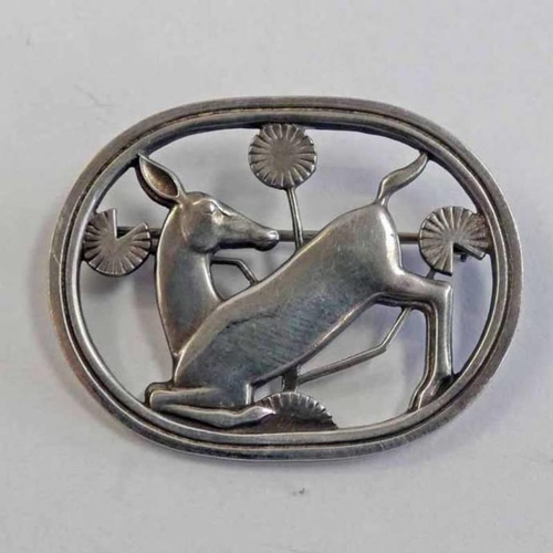 143 - GEORG JENSEN DANISH SILVER KNEELING DEER BROOCH, NO 256 - 4.2 CM WIDE