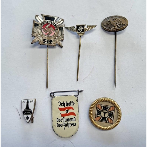 1439 - WW2 STYLE GERMAN PINS ETC TO INCLUDE REICHSTREUBUND PIN, KYFFHAUSERBUND BADGE, DLRG LIFE SAVING PIN ... 