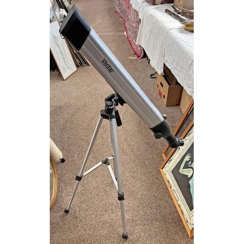 1476 - VIVITAR TELESCOPE ON TRIPOD