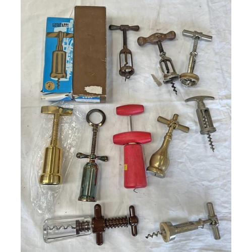 1494 - SELECTION OF CORKSCREWS TO INCLUDE A BOXED PARKIN SILVERSMITHS EXAMPLE, LEVA FAPPI, ETC IN 1 BOX