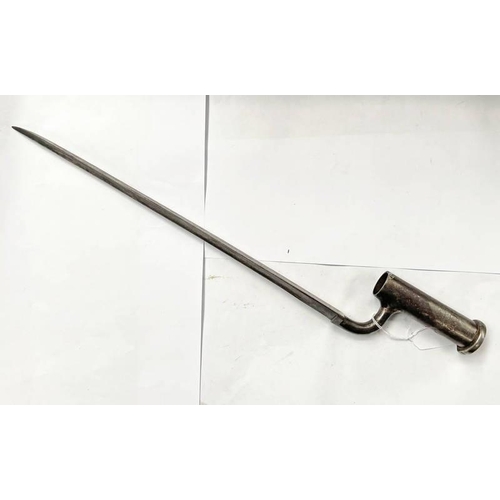 1526 - 1842 SOCKET BAYONET WITH 39CM LONG BLADE, 52CM OVERALL