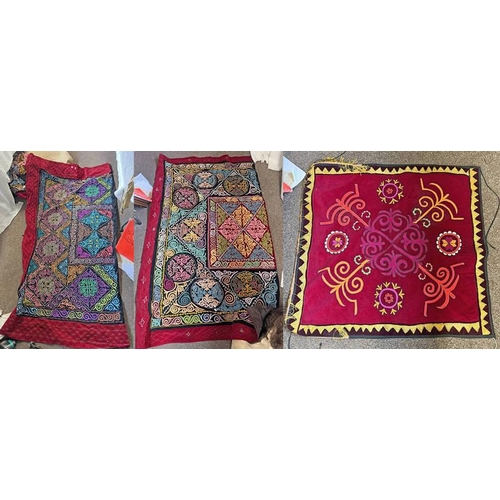 1542 - 3 KASAK STITCHED CLOTH MULTI-COLOURED THROWS