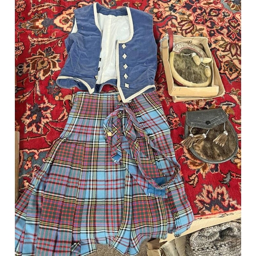 1562 - TWO SPORRANS, CHILDS KILT, TIE AND WAIST COAT  -5-