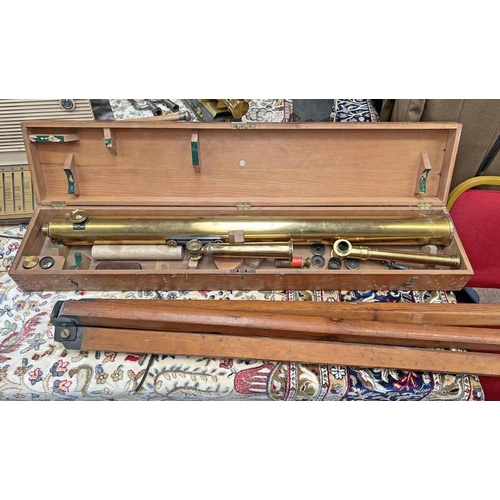 1574 - 19TH CENTURY GILT BRASS TELESCOPE BY G H LARKINS IN ITS FITTED WOODEN CASE WITH ACCESSORIES AND A TR... 