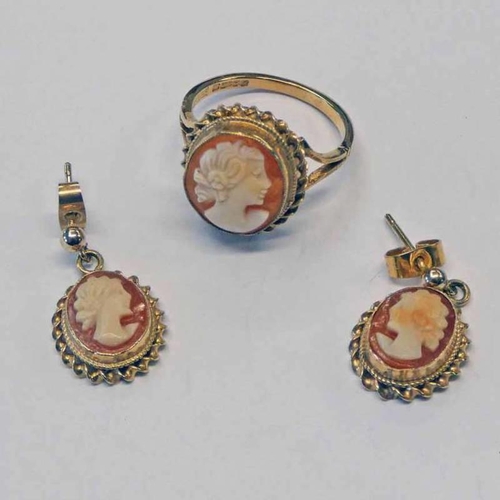 169 - 9CT GOLD CAMEO SET RING & PAIR OF MATCHING EARRINGS - 5.8G