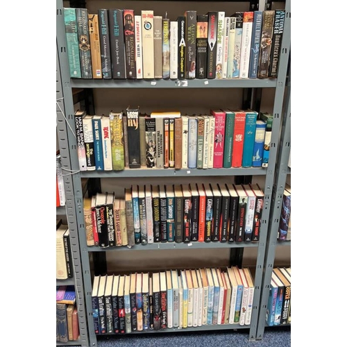 2290 - GOOD SELECTION OF CRIME FICTION, ETC, GENRE BOOKS TO INCLUDE; SUE GRAFTON, STEPHEN LEATHER, THE NEW ... 