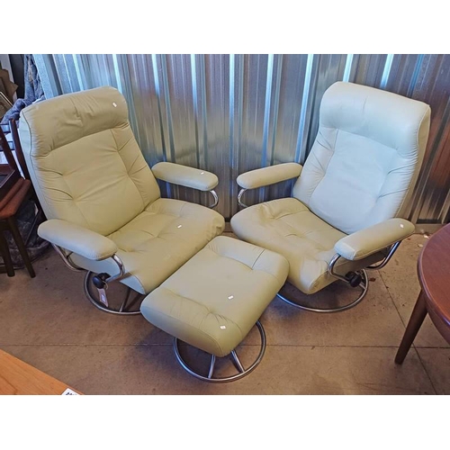 5064 - PAIR OF 20TH CENTURY EKORNES STRESSLESS LEATHER & CHROME RECLINING SWIVEL ARMCHAIRS WITH MATCHING ST... 