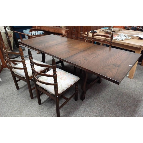 5464 - OAK EXTENDING DINING TABLE WITH CENTRE FOLDING LEAF & SET OF 4 CHAIRS.  LENGTH OF TABLE  219 CMS