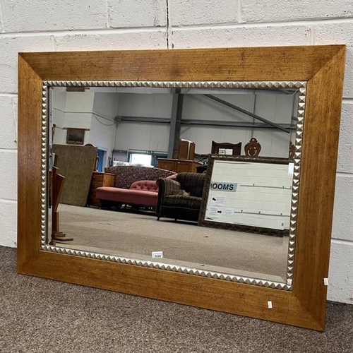 5520 - GILT FRAMED BEVELLED EDGED MIRROR, OVERALL SIZE 84 X 115 CM