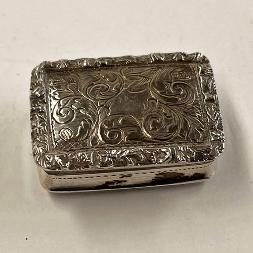 64 - VICTORIAN SILVER VINAIGRETTE WITH FOLIATE SCROLL DECORATION & PIERCED FLORAL GRILLE BY NATHANIEL MIL... 