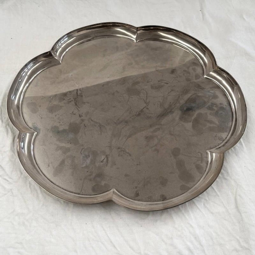 81 - SILVER SHAPED CIRCULAR TRAY BY WILLIAM COMYNS & SONS LONDON 1965 RETAILED BY USHER OF LINCOLN - 36CM... 