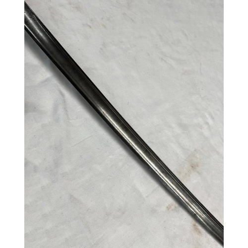 1095 - FRENCH OFFICERS SWORD WITH 97CM LONG BLADE MARKED TO SPINE WITH ITS BRASS HILT