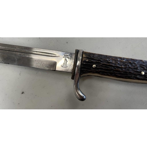 1138 - WW2 GERMAN BAYONET BY ANTON WINGEN JR SOLINGEN WITH 19CM LONG BLADE, HORN GRIPS, PLATED GUARD AND PO... 