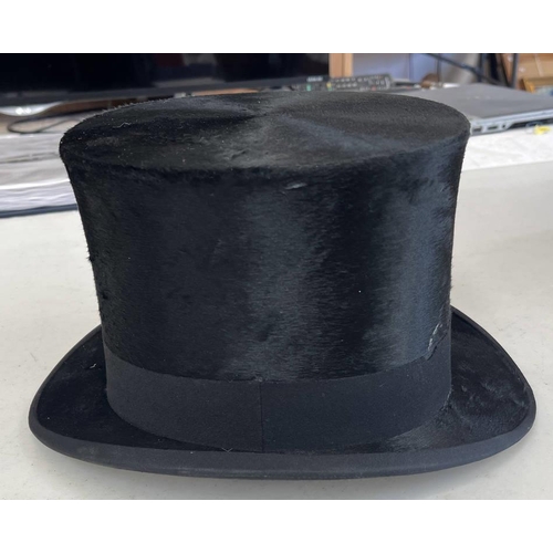 1373 - TRESS & CO. LONDON, W J MILNE ABERDEEN TOP HAT (15CM EAR TO EAR & 19CM FRONT TO BACK) WITH LEATHER C... 