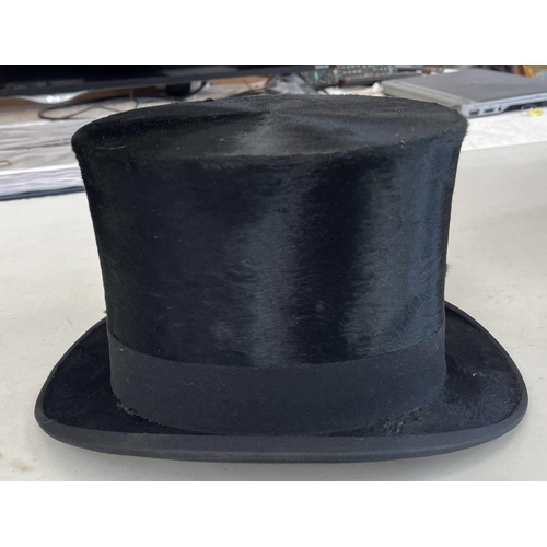 1373 - TRESS & CO. LONDON, W J MILNE ABERDEEN TOP HAT (15CM EAR TO EAR & 19CM FRONT TO BACK) WITH LEATHER C... 