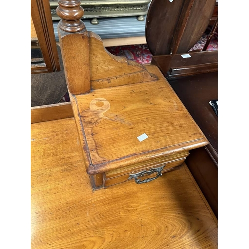 5012 - LATE 19TH CENTURY WALNUT DRESSING TABLE WITH SWING MIRROR & 2 FRIEZE DRAWERS OVER 2 DRAWERS ON TURNE... 