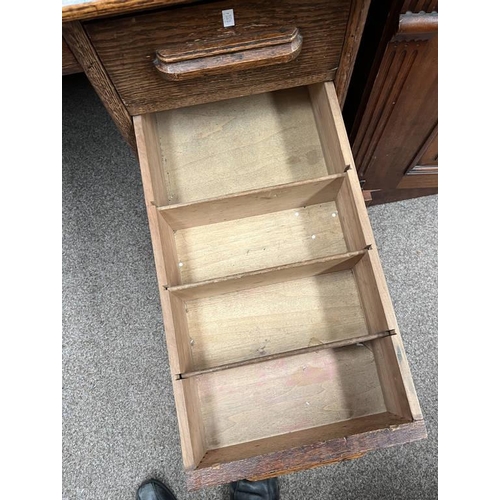 5223 - EARLY 20TH CENTURY OAK ROLL-TOP DESK WITH 9 DRAWERS