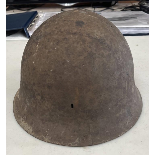 1628 - WW2 ERA JAPANESE TYPE 90 HELMET MARKED WITH AN S TO INTERIOR