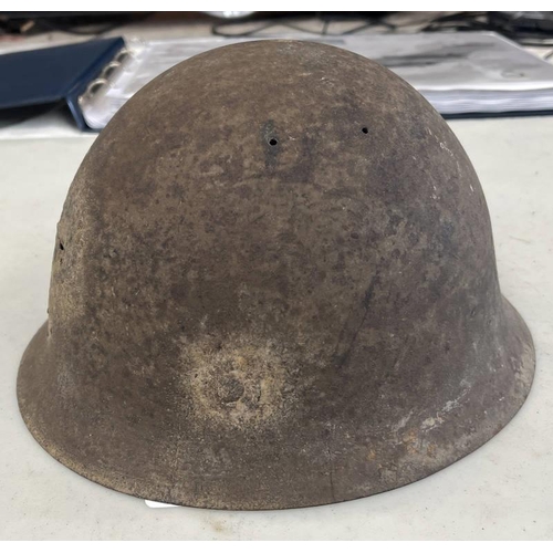 1628 - WW2 ERA JAPANESE TYPE 90 HELMET MARKED WITH AN S TO INTERIOR