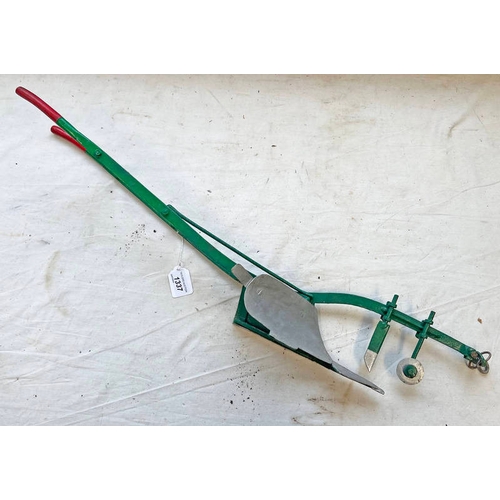 1337 - MODEL OF A FARMERS PLOUGH, 75CM LONG