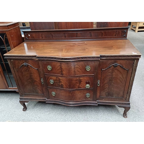 232 - 20TH CENTURY MAHOGANY SIDEBOARD WITH 3 CENTRALLY SET DRAWERS FLANKED BY 2 PANEL DOORS ON BALL & CLAW... 