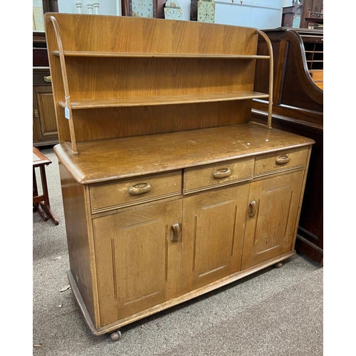 243 - ERCOL STYLE DRESSER WITH PLATE RACK BACK OVER 3 DRAWERS WITH FOLDING DOOR & 1 OTHER BELOW 121CM