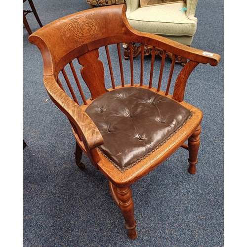 27 - EARLY 20TH CENTURY OAK CAPTAINS ARMCHAIR ON TURNED SUPPORTS - 81 CM TALL