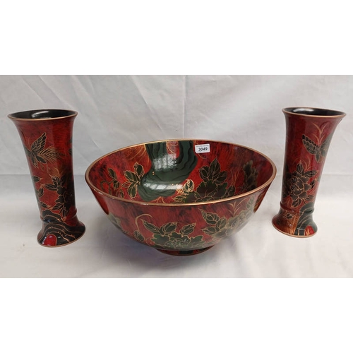 3049 - LARGE PORCELAIN BOWL & 2 VASES. HEIGHT 25 CM DIAMETER